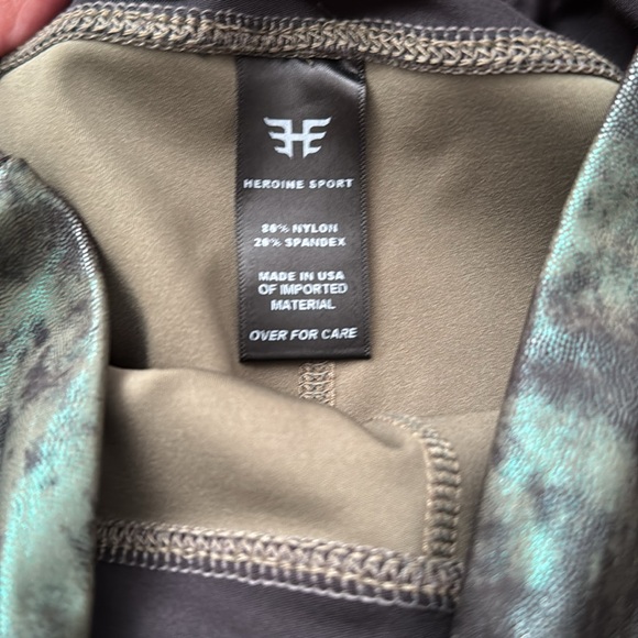 Heroine Sport Leggings - Picture 5 of 5